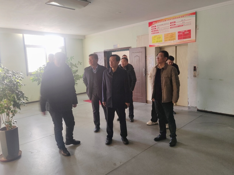 安阳市人大常委会副主任王现波一行到安阳市晶华油脂工程有限公司指导工作